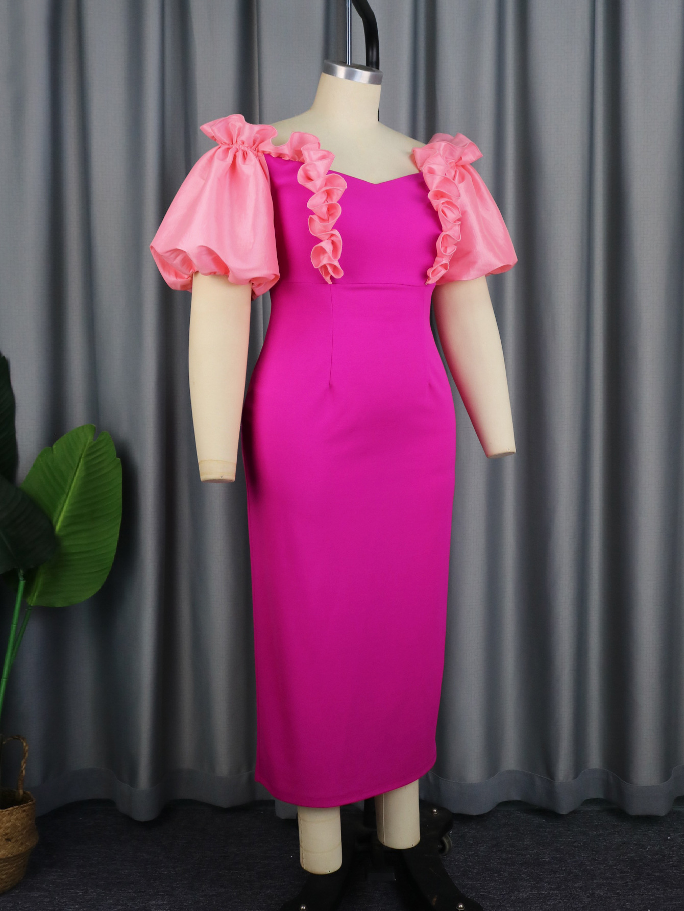 Plus Size Women's Puff Sleeve Maxi Dress For Elegant Occasions_voghion.com