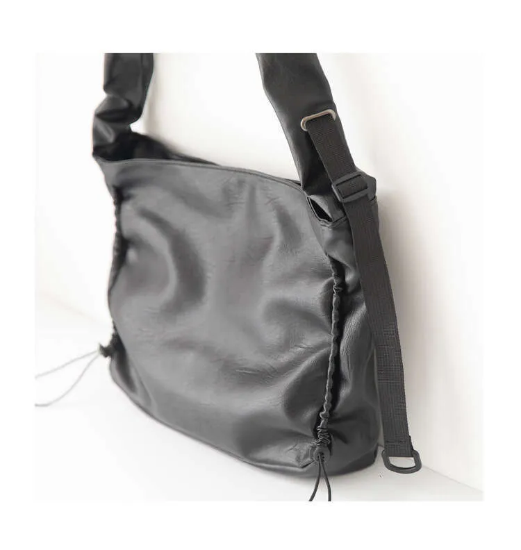 Nouveau sac fourre-tout à bandoulière plissé tendance pour campus universitaire_voghion.com