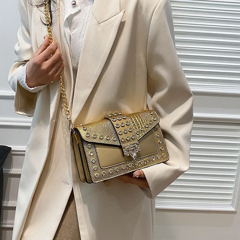 2023 Top-Marke Schulter für Frauen Hohe Qualität PU Unterarm Nette Geldbörsen und Handtaschen Designer Lock Menger_voghion.com