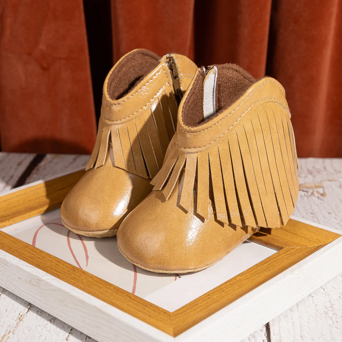 Botas de inverno para meninas com borla de couro PU para bebês, zíper lateral, sola macia, antiderrapante, quente, para primeiros passos_voghion.com