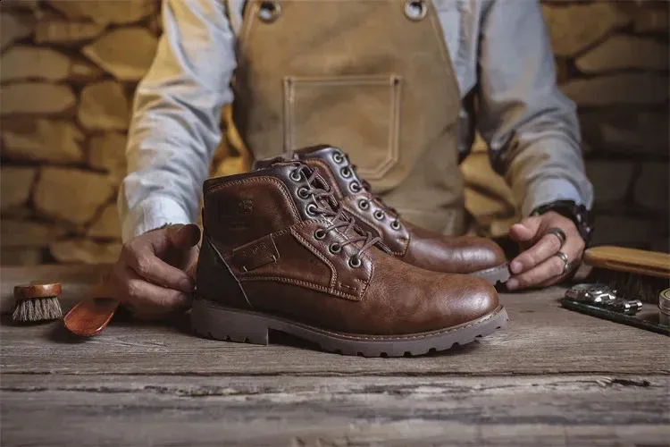 Bottines de travail en cuir marron pour homme, faites à la main, pour l'automne et l'hiver, style vintage, en tendon de bœuf, 240830_voghion.com