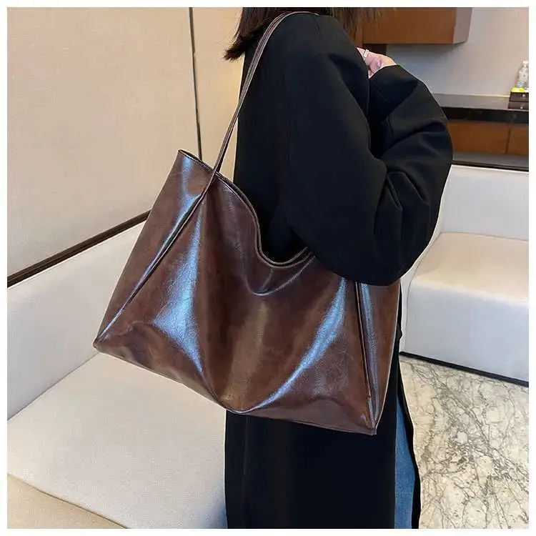 Vintage Red Womens Athletic Casual Fashion Large Capacity Leather Shoulder Bag Shopper Haruku Simple Handbag SacC241106_voghion.com