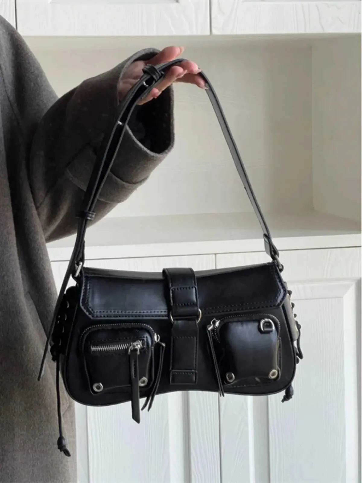 Y2K Femmes Coréennes Haruku Vintage Gothique Noir Sac À Main Esthétique Élégant Punk Portefeuille Sac À Main Sacs À Main Épaule Tendance_voghion.com