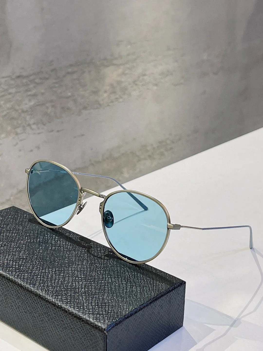 Classic retro mens sunglasses fashion design womens glasses brand designer eyeglass top quality Simple business style_voghion.com