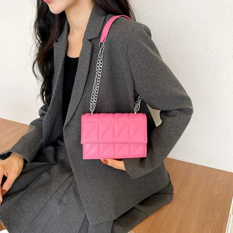 Borsa a spalla designer da donna, borsa a mano in ecopelle con catena_voghion.com