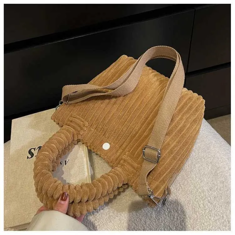 Borsa a secchiello vintage in pile borsa a tracolla e a spalla_voghion.com
