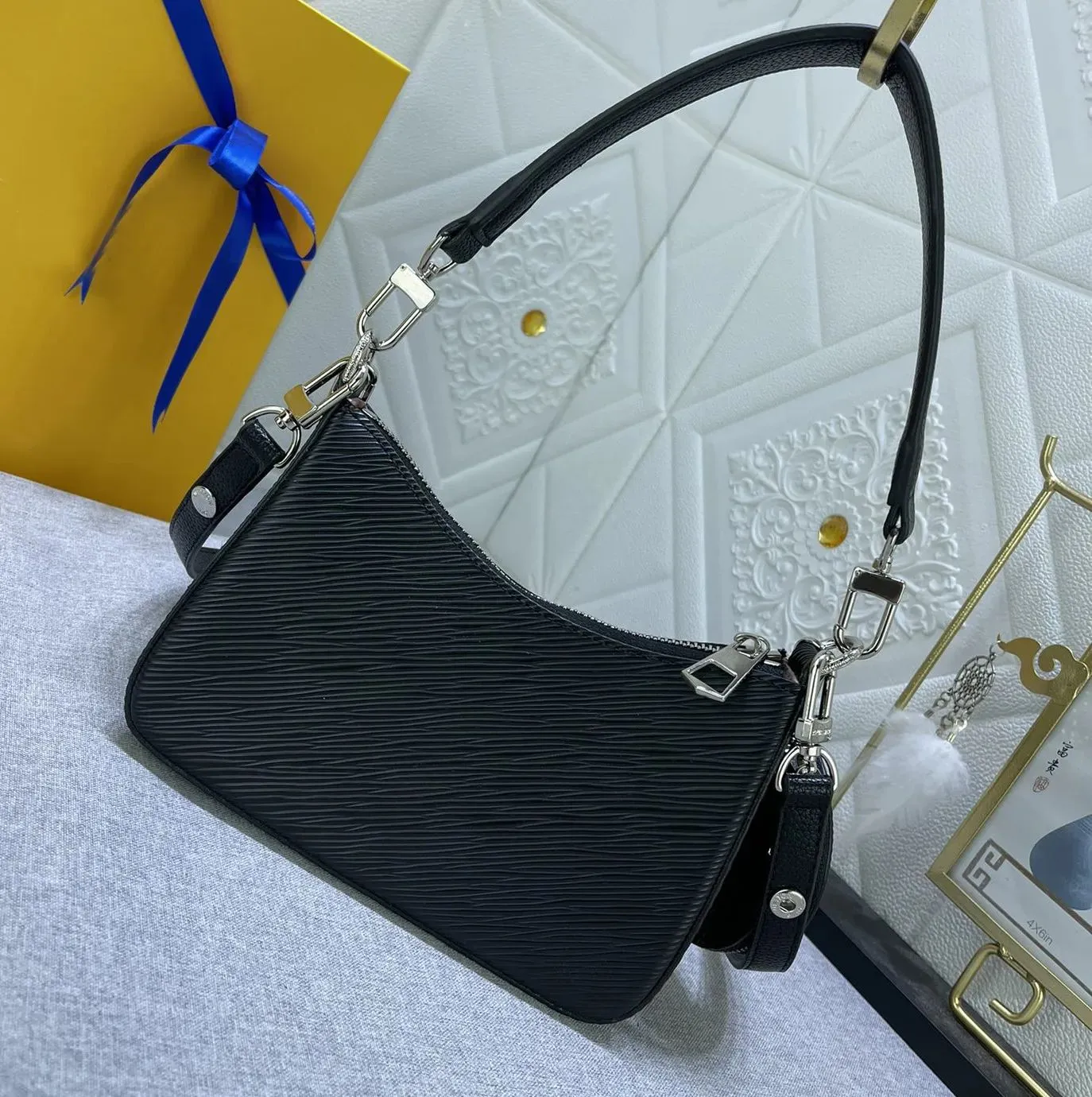 Marellini Borsa a tracolla Marelle Tote S Borsa a tracolla classica con fiori in pelle da donna Borsa a tracolla con catene e pochette_voghion.com