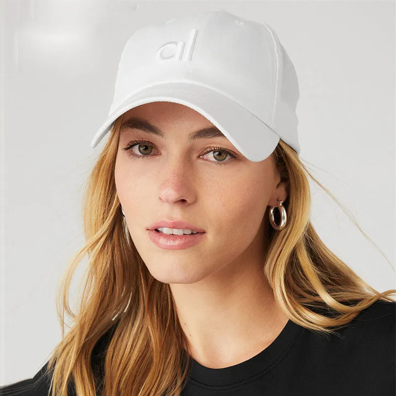 Versatile Baseball Cap Solid Color Letter Embroidered Yoga Designer Hat Spring/Summer Breathable Sunshade Trucker Hats_voghion.com