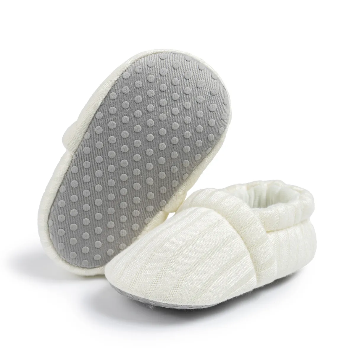 Tyttöjen ja poikien taaperoiden ensimmäiset kävelykengät vastasyntyneen raa'at lämpimät pörröiset liukumattomat vauvan pinnasängyn cutefeet-kengät_voghion.com