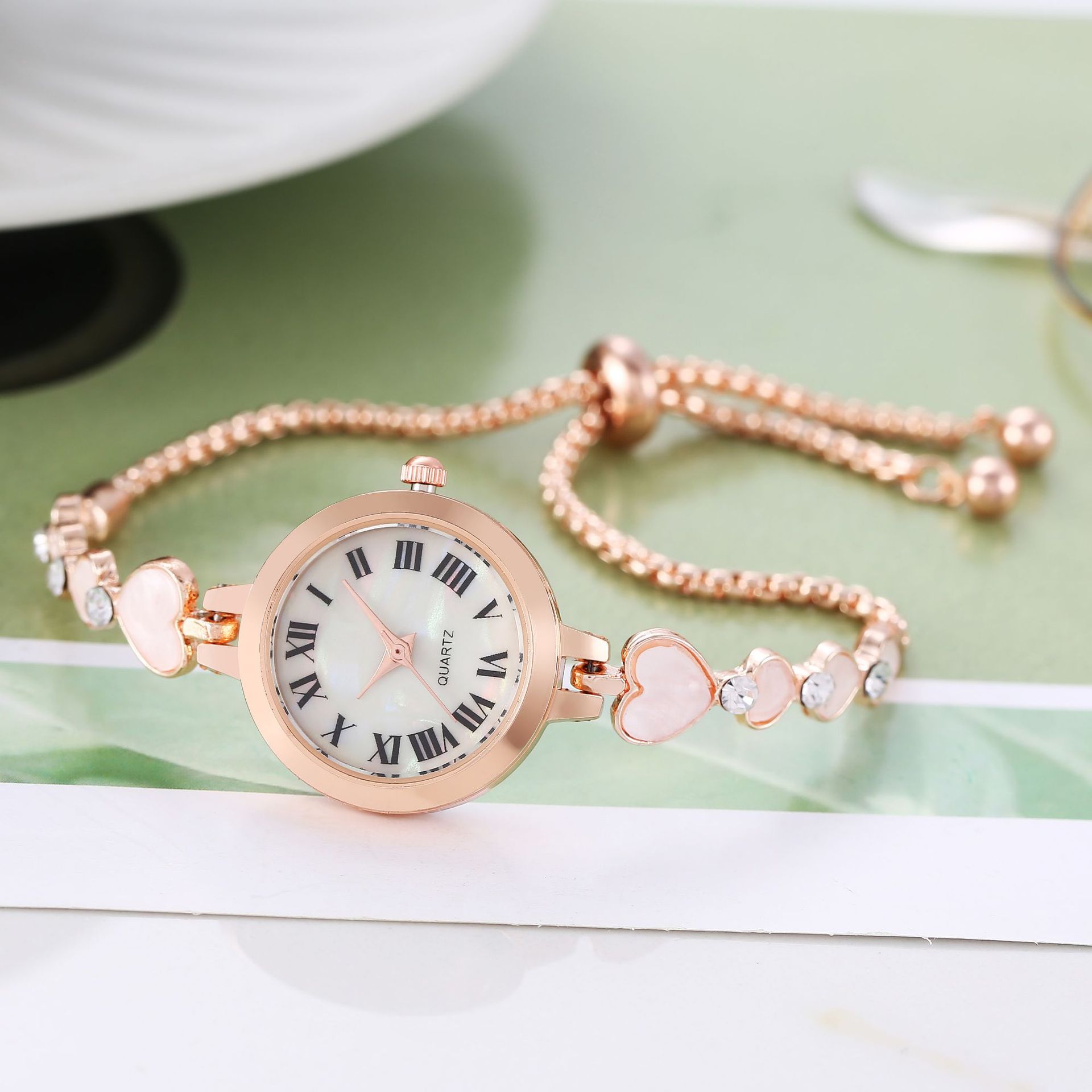 Women's Fine Band Heart Heart Bracelet Watch Water Diamond Shell Bracelet Watch Adjustable_voghion.com