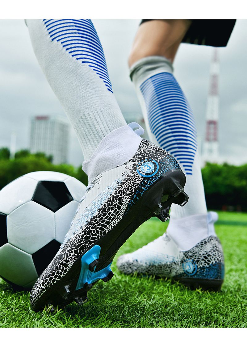 Scarpe da calcio alte traspiranti da uomo per l'allenamento in erba con chiodi rotti e lunghi, nuove e transfrontaliere, 2023_voghion.com
