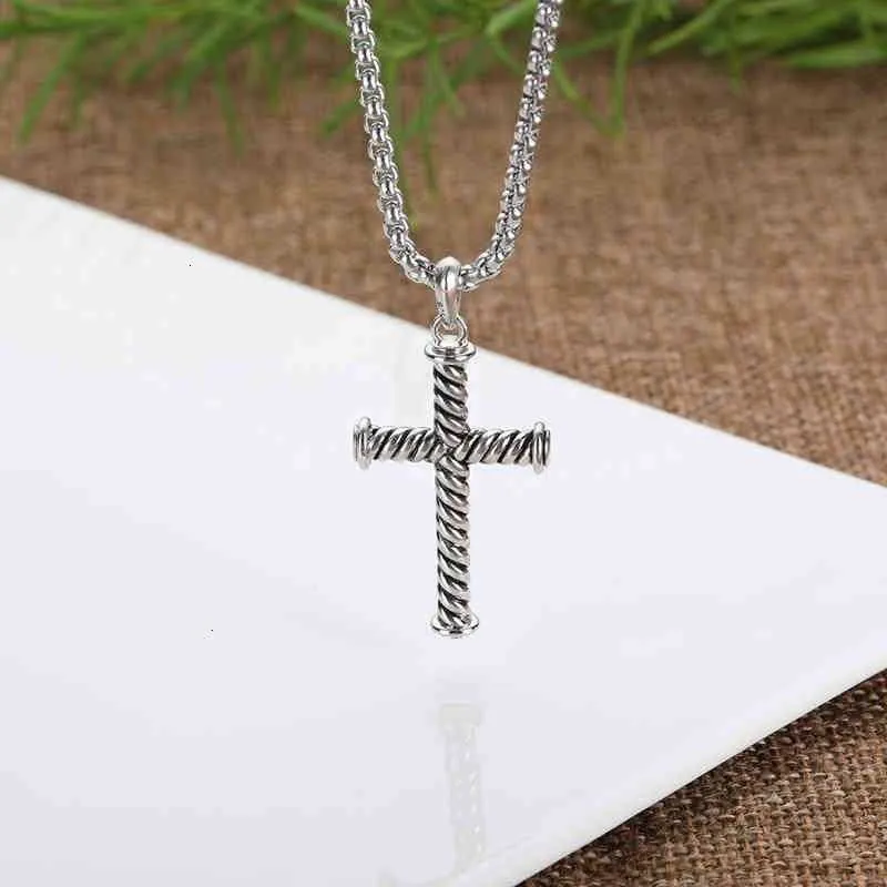 Twisted Cross Pendant Necklace For Women And Men Diamond Style_voghion.com