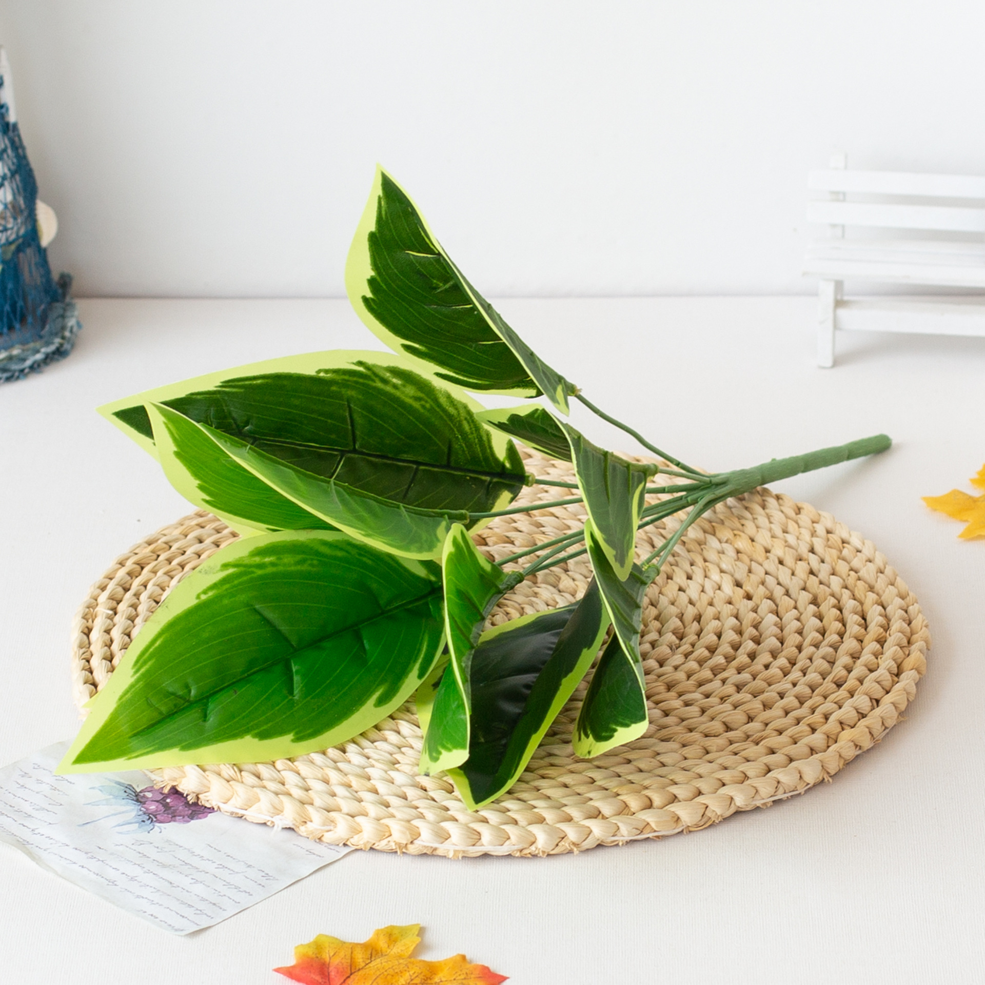 Manufacturers wholesale high-simulation green leaves, table and living room display simulation leaves, green decoration bunches of green plants_voghion.com