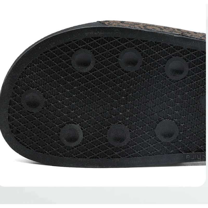 bequeme Sandalen, neue Empfehlungen für 2025_voghion.com