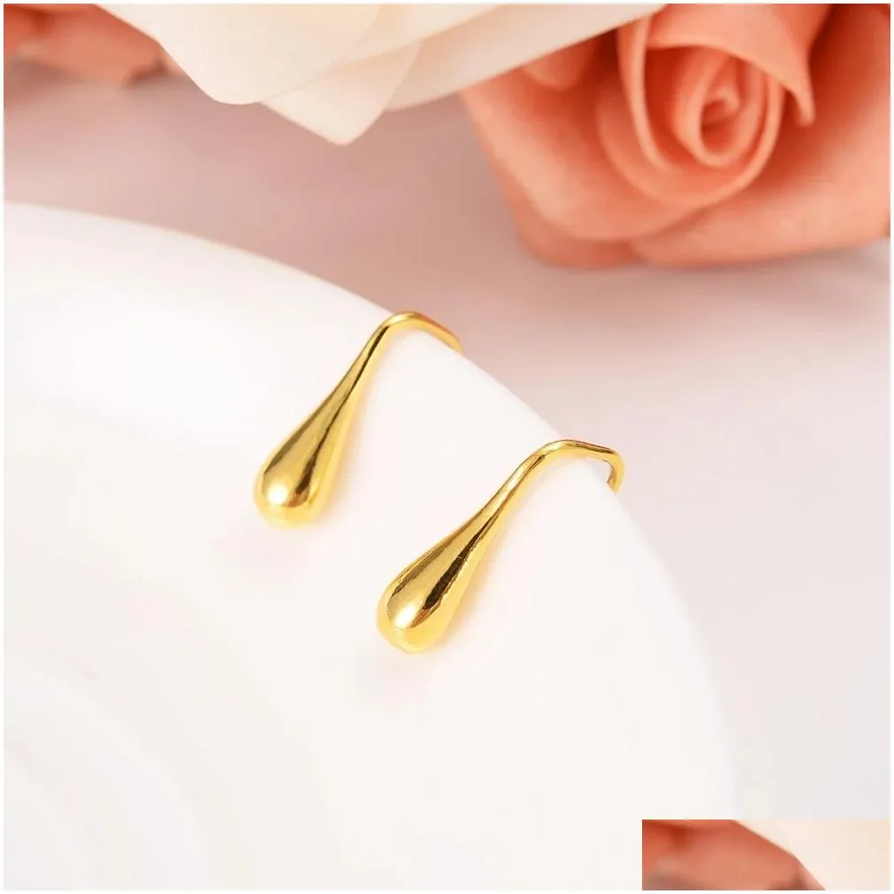 Set di gioielli a goccia in oro gold filled con pendente e orecchini_voghion.com