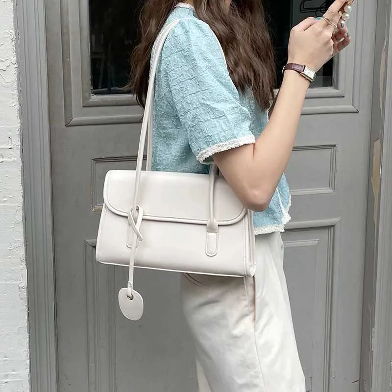 Sac à bandoulière en PU à texture française à la mode pour femmes, jaune, sous les aisselles, printemps/été 2024, pendentifs élégants, Handba241104_voghion.com