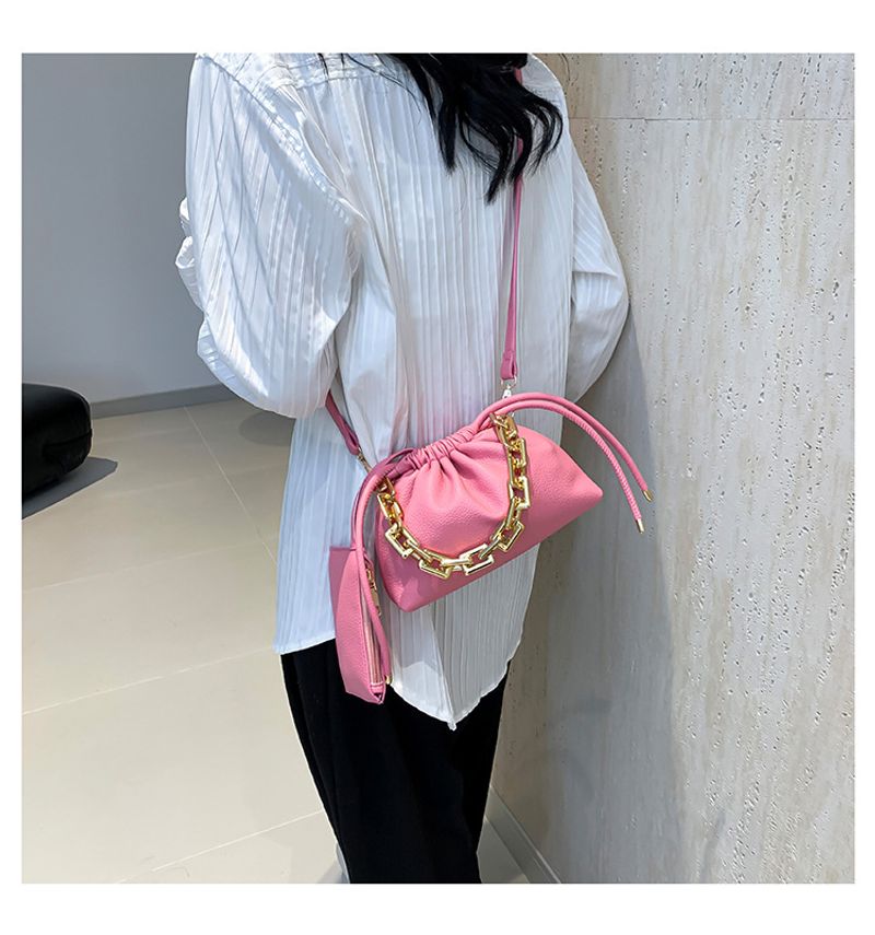 Koreanische Version der Mode-Beuteltasche 2024 neue Handtasche Litschi-Muster einfache Kette Umhängetasche Kind und_voghion.com