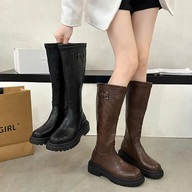 Women Fashion Boots:Plus Size Thick Sole Increase Height Winter New Trendy Simple Design Versatile,Black/Brown,Free_voghion.com