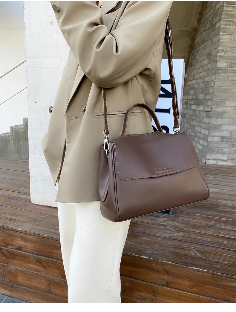 Neue echte Lederschulter 2023 Hohe Qualität Casual Totes Damen Menger Bag Handtaschen Frauen Taschen Designer 67DL #_voghion.com
