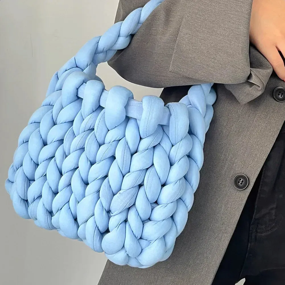 Bolso de mano tejido a mano para mujer, tejido a mano, con hilo islandés grueso, para hombro, para compras, 240912_voghion.com