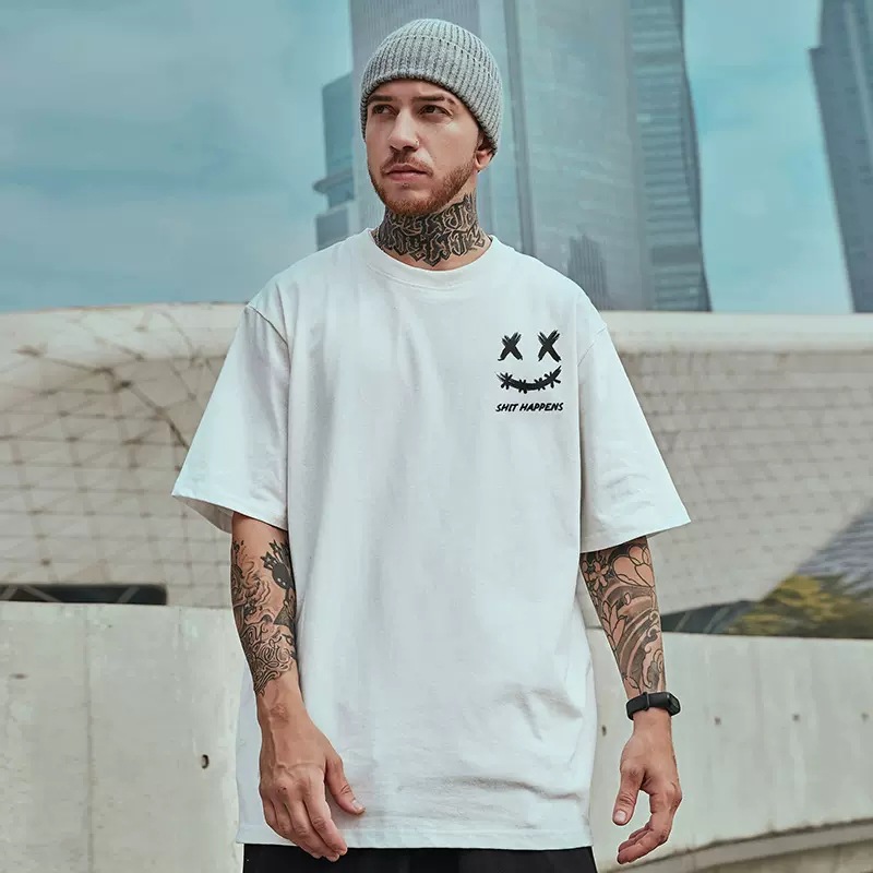 Îmbrăcăminte bărbătească Tricou cu mânecă scurtă pentru bărbați Stil nou Trend național Trend Brand Loose Smiley Face Trend național Fat Man Cu mânecă cu cinci puncte de vară_voghion.com
