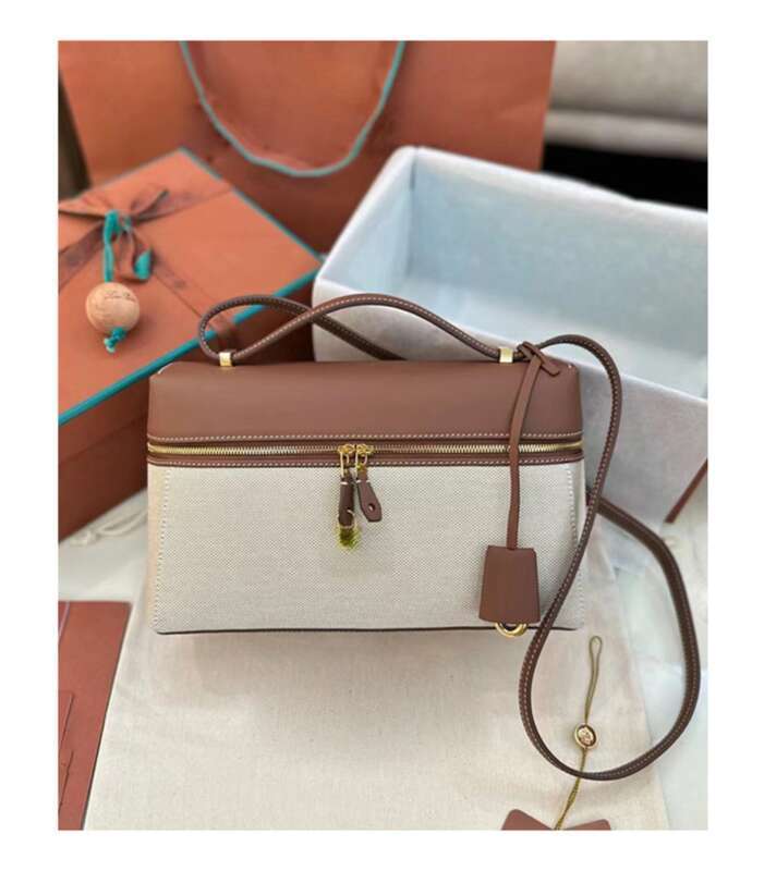 Borsa a tracolla sottobraccio in vera tela da vela, cerniera in pelle, pelle in microfibra, fibbia obliqua dorata_voghion.com