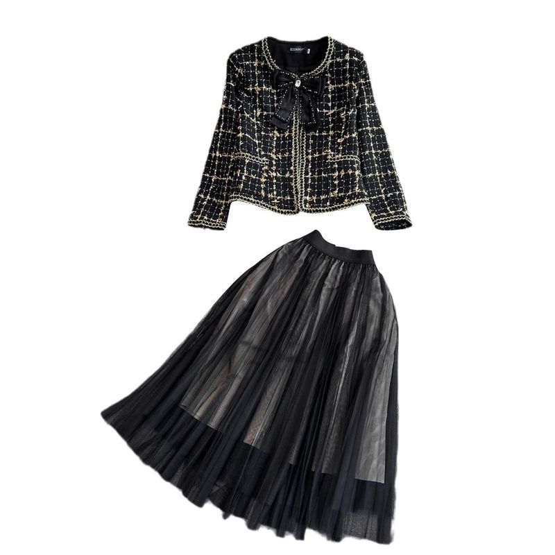 Vêtements pour femmes veste en tweed à col rond et boutonnage simple costume deux pièces taille haute jupe A e_voghion.com