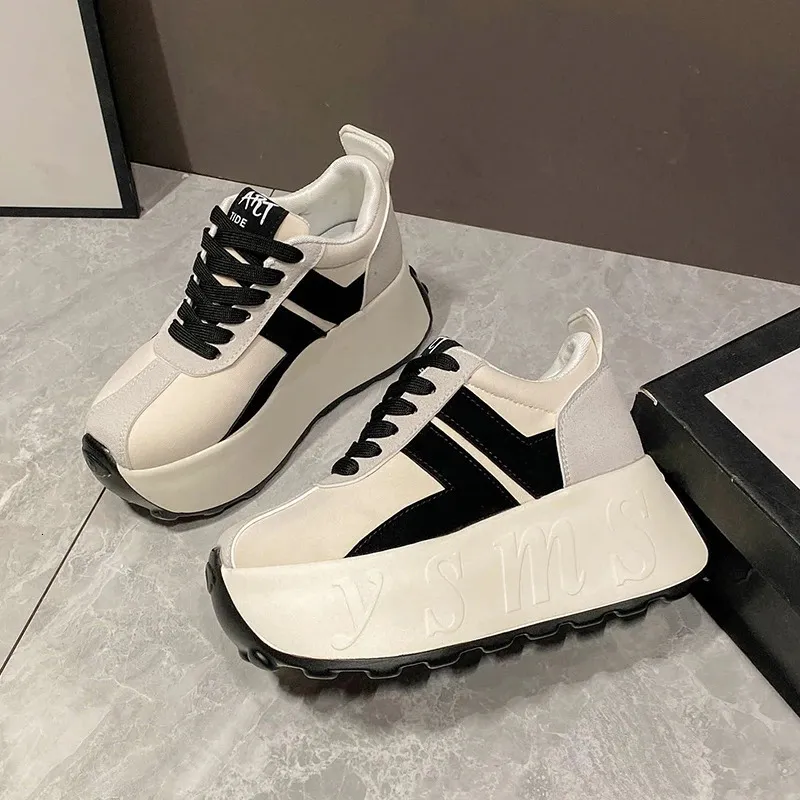 Scarpe sportive casual da donna con tacco alto da 7,5 cm, con zeppa e plateau, in pelle, bianche, comode e robuste_voghion.com