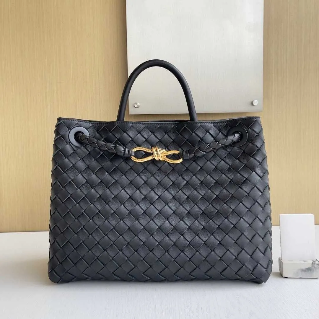 Andiamo Designer Tote B Family 8-e Schnalle Original Leder 2024 Neue gewebte tragbare Einzelschulter-Crossbody für Damen_voghion.com