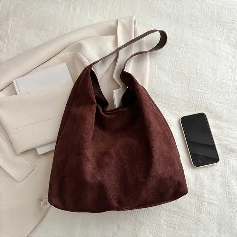 Retro womens large capacity suede shoulder bag solid color simple design casual shopping handbag Y241123_voghion.com