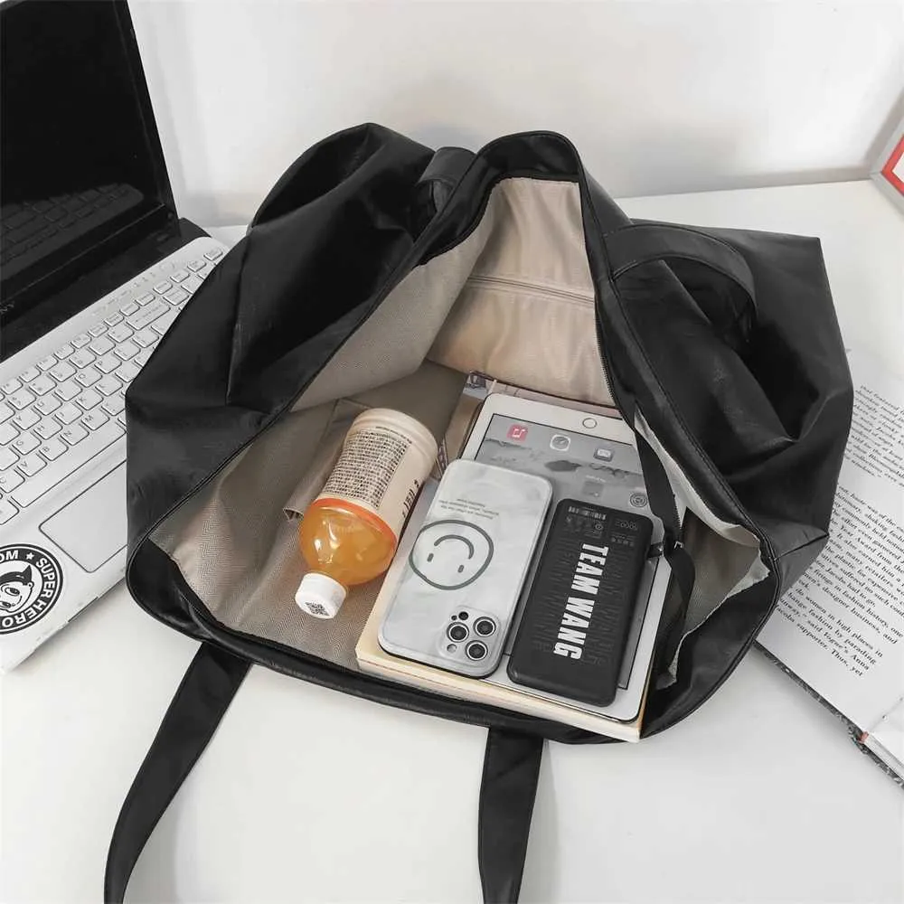 Oversized Tote Bag Women Lightweight Soft Leather Shoulder Bag_voghion.com