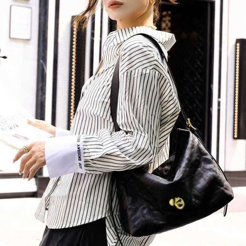 Fréijoer / Summer Schëller Armpit Tote, High-End, Geméis Tanned Lieder_voghion.com