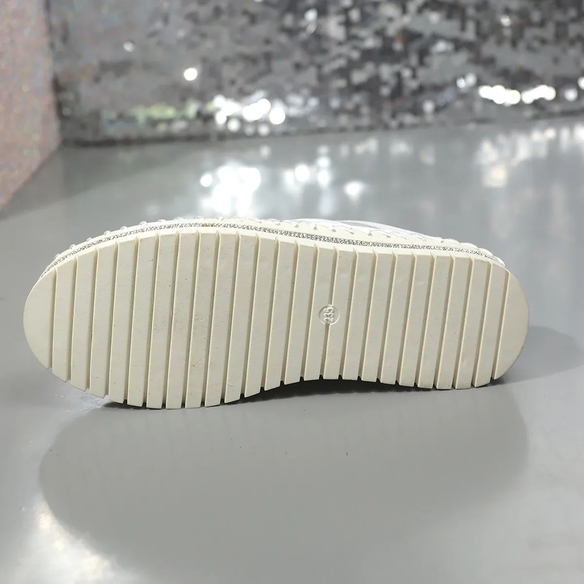 trend Woman Crystal Half Slippers For Women Flat Platform Comfortable Elegant Shoes Bg Women's Sandals 1b46 Platm_voghion.com