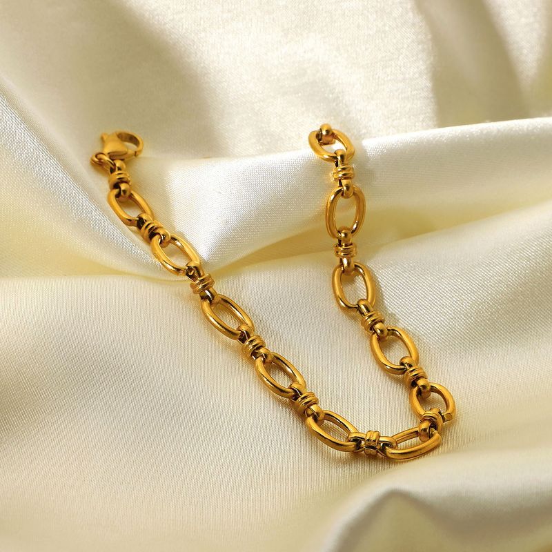 Fibbia a croce a catena stretta su Internet, stesso stile, bracciale alla moda popolare da donna in acciaio inossidabile placcato oro_voghion.com