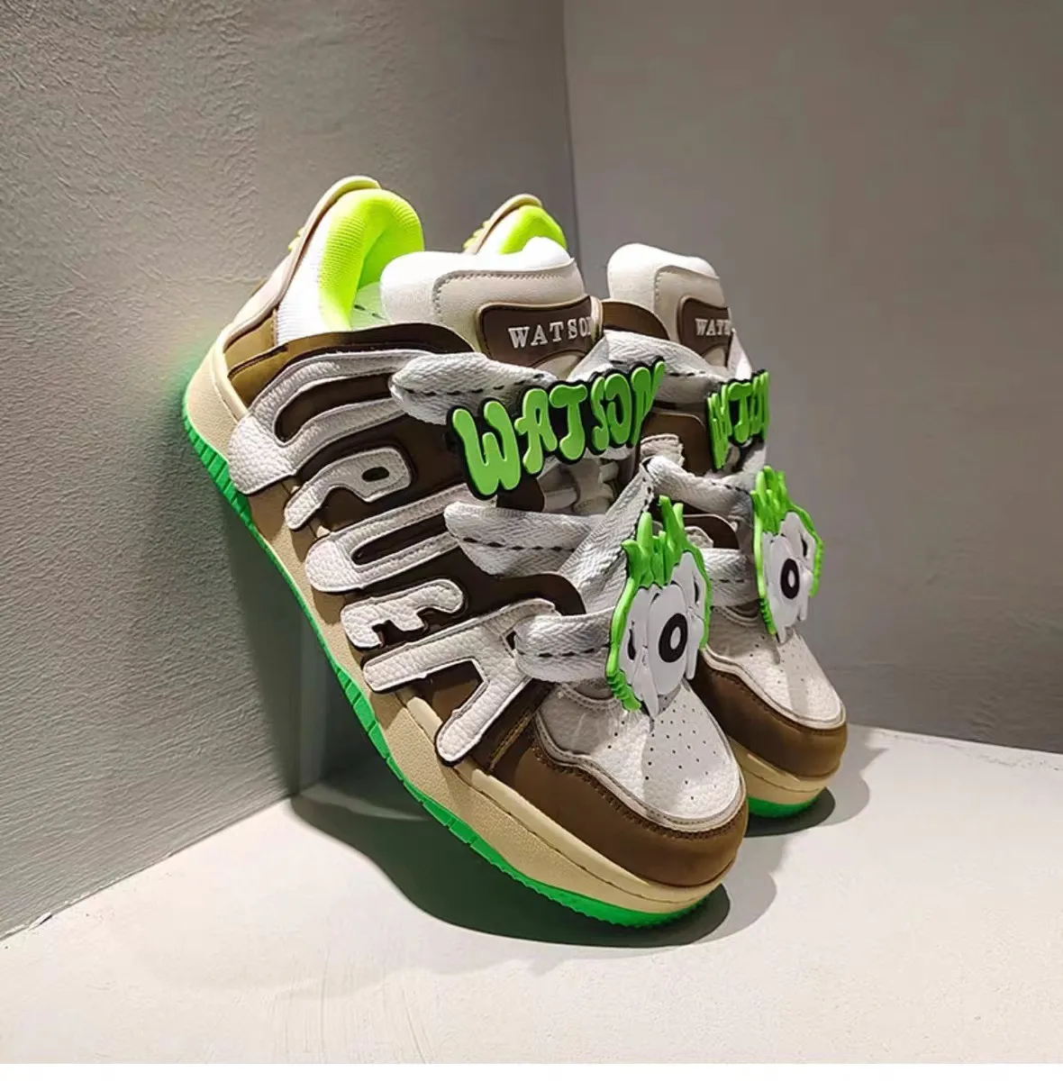 Thick Soled Round Toe Sponge Cake Couple Style Sneakers With Breathable Mh Comfortable And Versatile Casual Sports_voghion.com