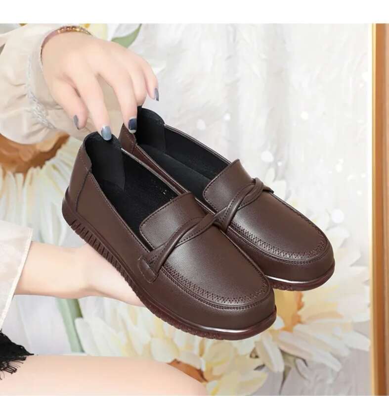 AIYUQI Female Flats Genuine Leather Spring Round Head Casual Large Size Women's Mom Shoes_voghion.com