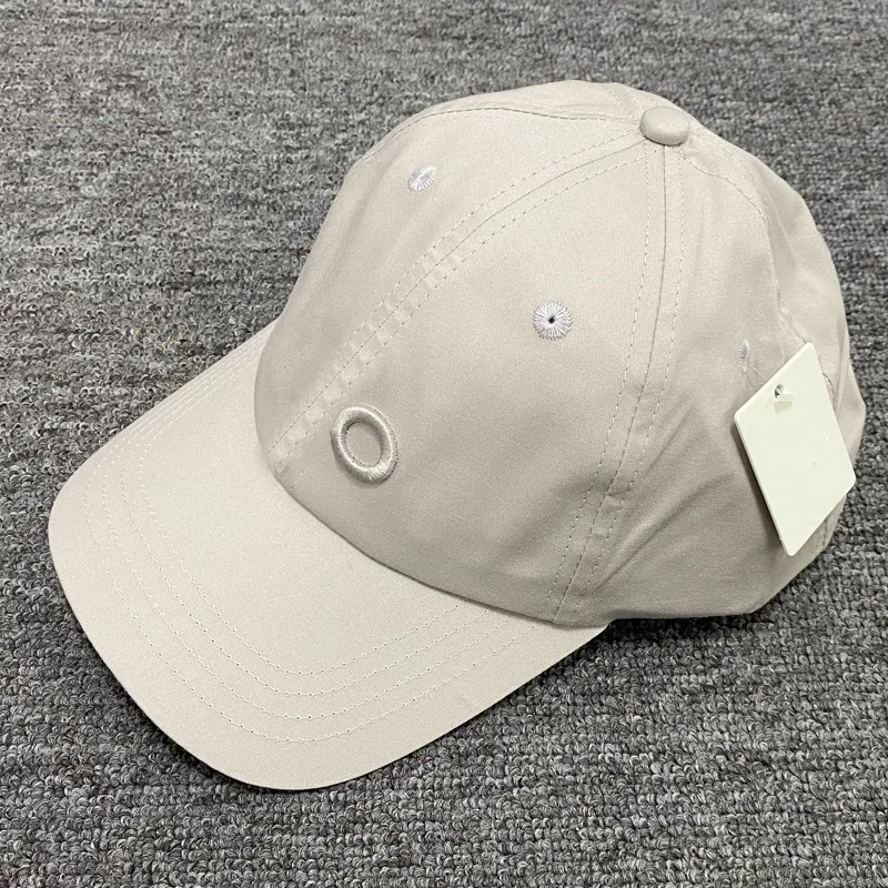 LO5 Embroidered Baseball Cap Mens And Womens Summer Casual Sunblock Hat Retro Classic Caps_voghion.com