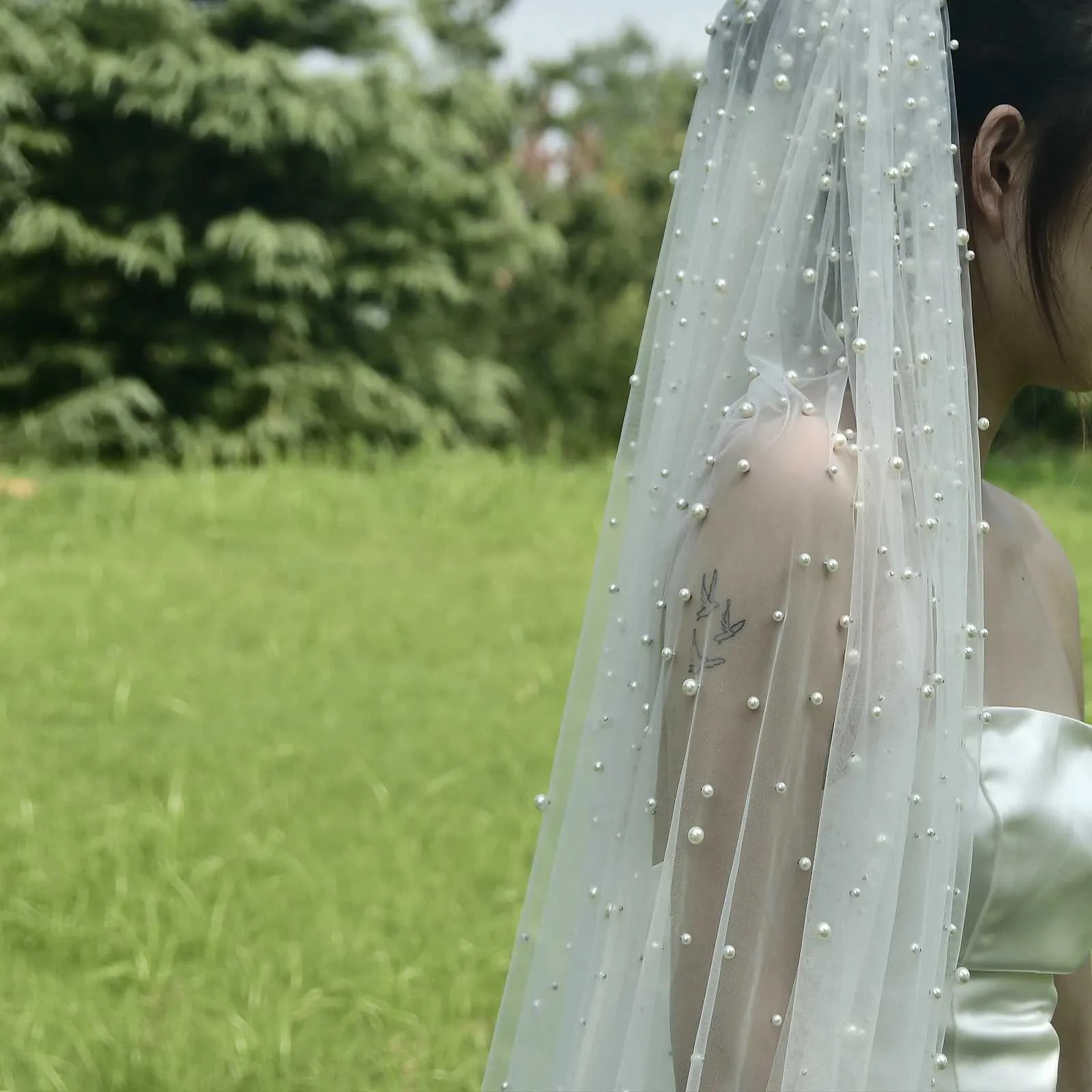 Gioielli per capelli V139a Veli da sposa con perline Velo extra lungo da cattedrale Lunghezza 3 metri con pettine Accessori da sposa_voghion.com