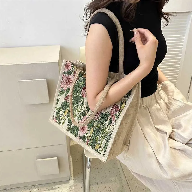 Designer Tote Handbag Large Capacity Jacquard Canvas Shopper Bag_voghion.com