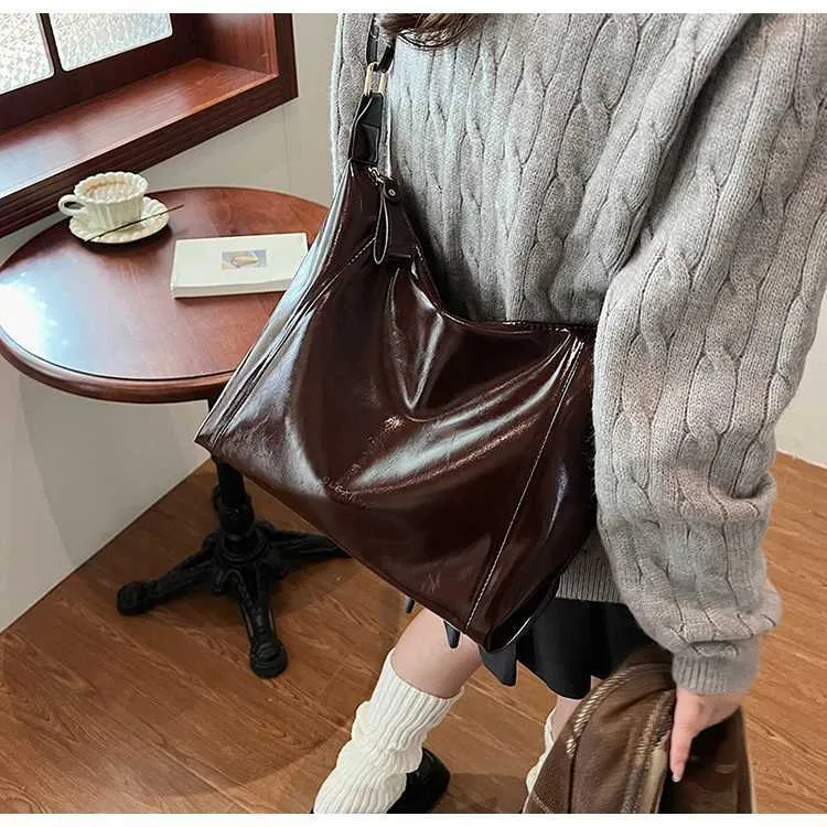 Damen Pu s Solid Glossy Leder Messenger Schultertasche Weibliche Große Kapazität Casual Pendler Umhängetasche_voghion.com