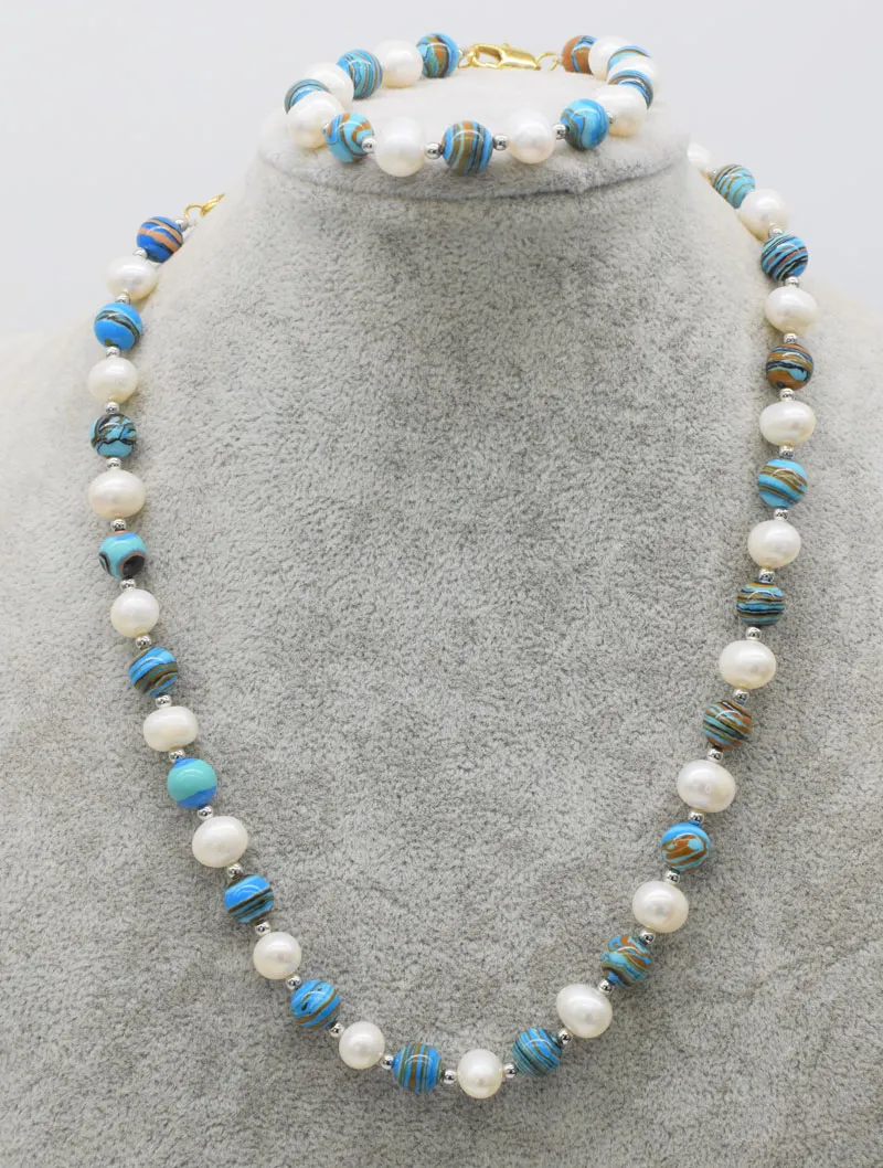 Chaînes Un ensemble en gros perle d'eau douce blanche presque ronde veines bleues pierre 8 mm collier bracelet 18 pouces perles naturelles_voghion.com