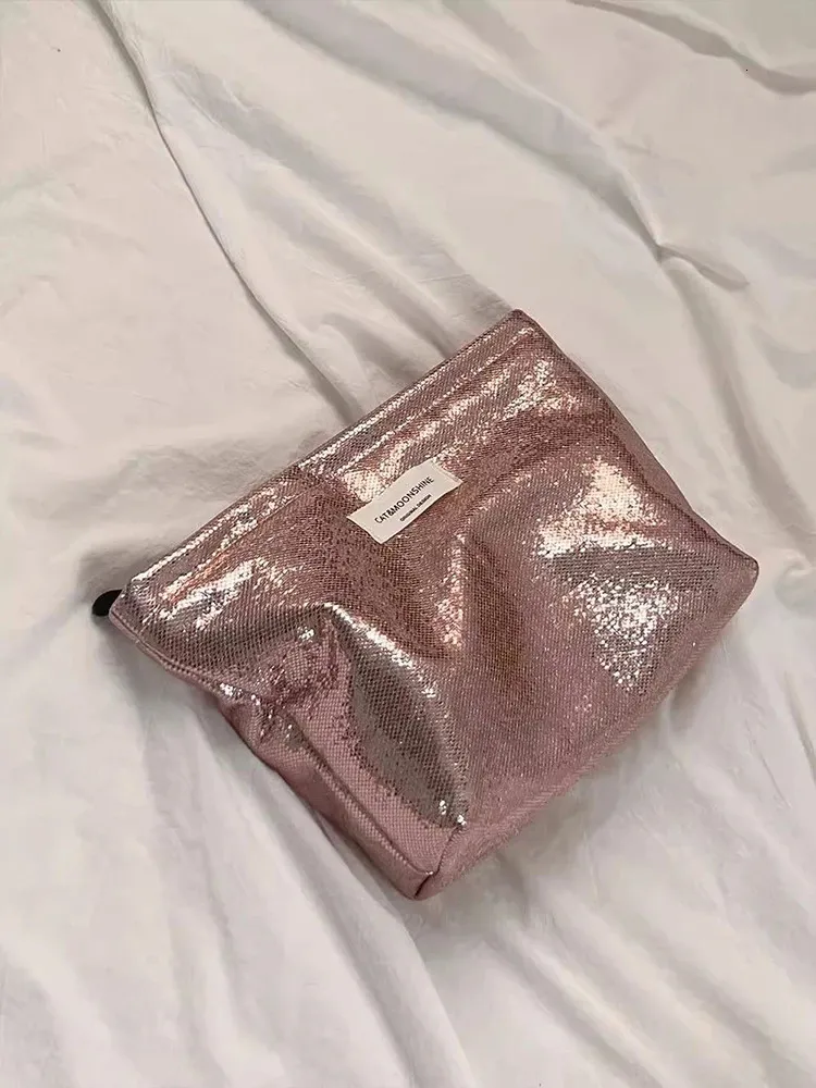 Einfache tragbare Kosmetiktasche mit großer Kapazität zur Aufbewahrung im Freien für Damen 241128_voghion.com