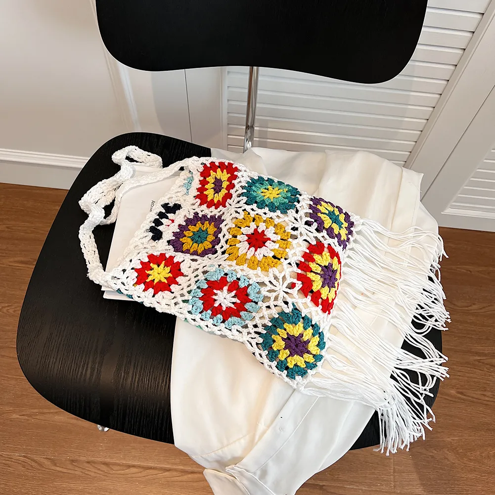 Borsa a tracolla da donna in maglia a traliccio con nappa, stile etnico, bohémien, morbida e traforata, intrecciata_voghion.com