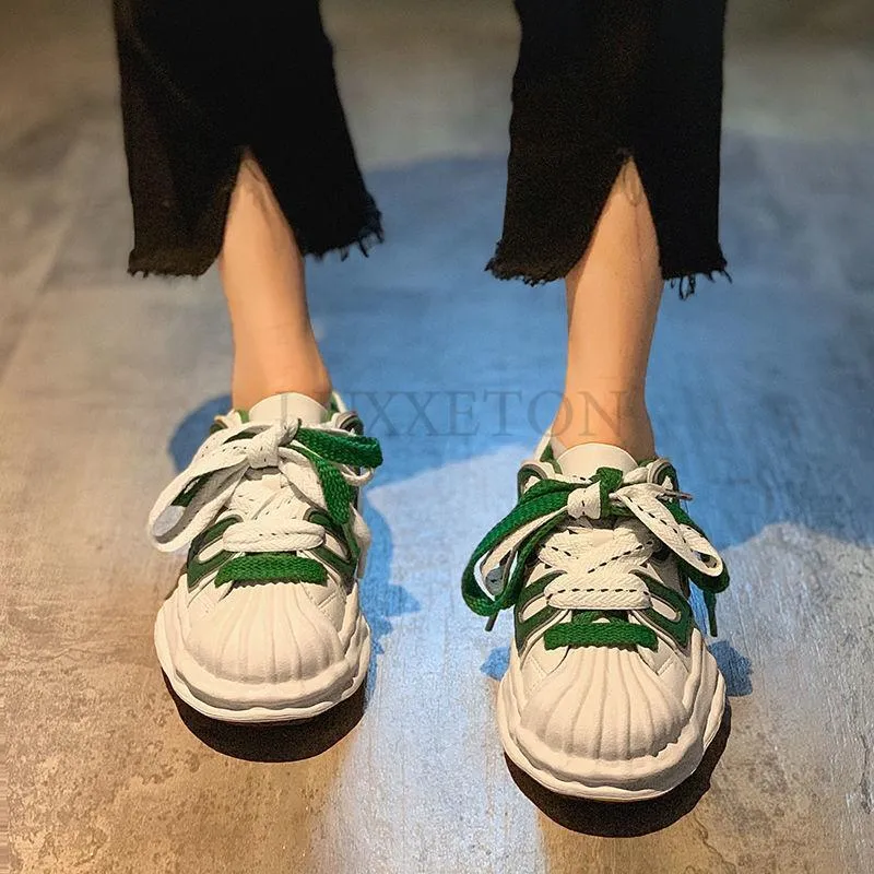 Thick Soled Round Toe Sponge Cake Heel With Dissoed Bottom Letter Skateboard For Comfortable And Versatile Sports Shoes_voghion.com