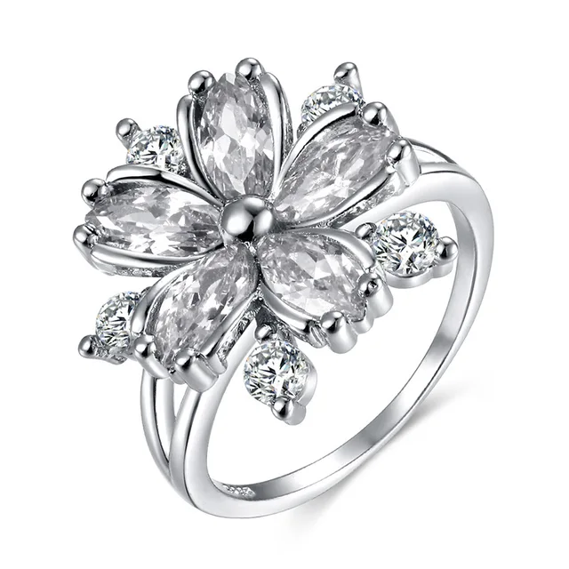 Mode Romantische und Elegante Kirschblüte Form Zirkon Hochzeit Ring Exquisite wersier Damen Schmuck_voghion.com