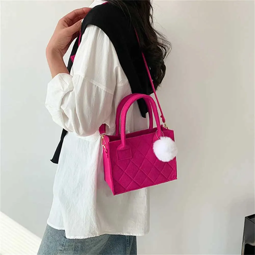 Women’s Small Square Crossbody Bag Simple Versatile Shoulder Bag_voghion.com