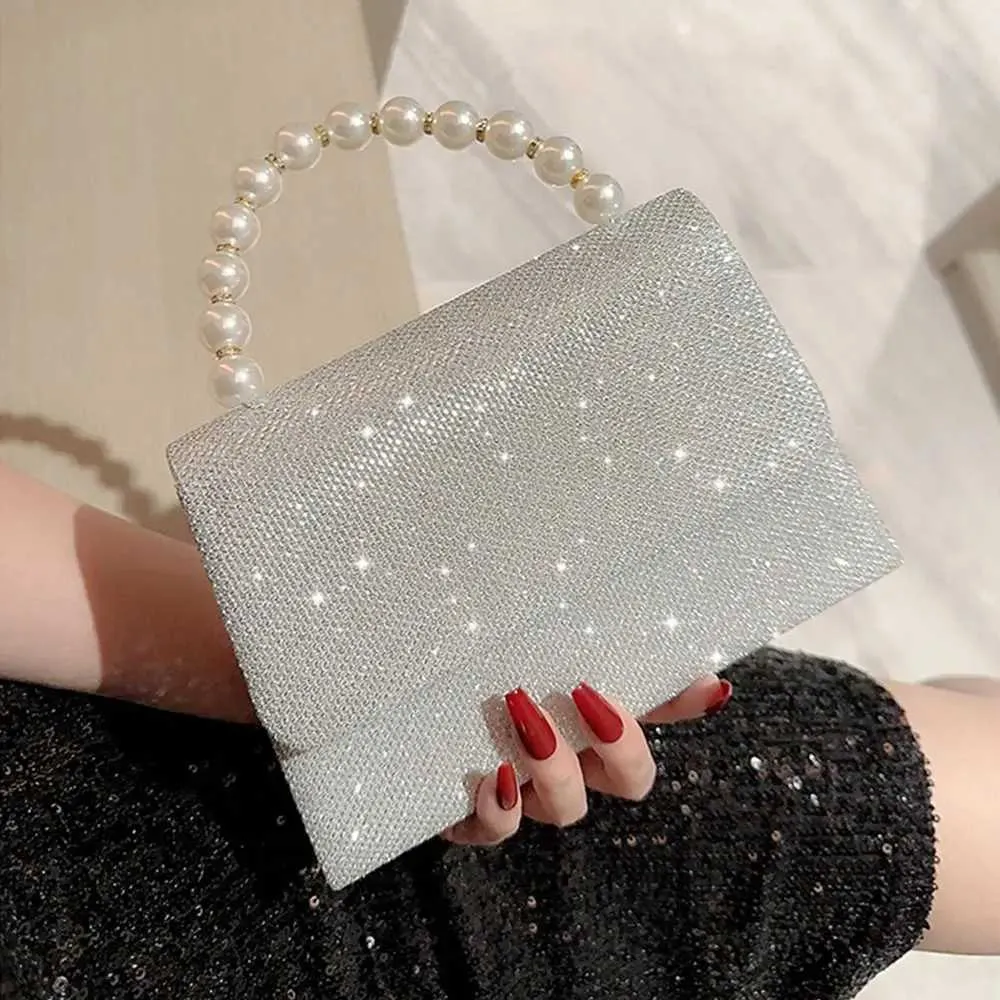 Sacs à bandoulière en chaîne de perles Sac à main Sac de soirée en soie brillante dorée Femmes Élégant Mode Banquet Pochette Femme Handba241108_voghion.com