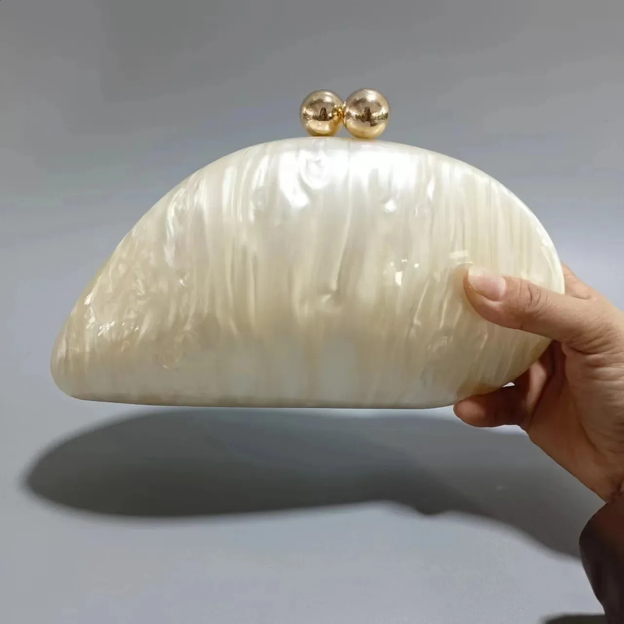 Acryl muschelform handtasche frauen abendgesellschaft niedliche perle ei geldbörse blau handtasche großhandel 240827_voghion.com