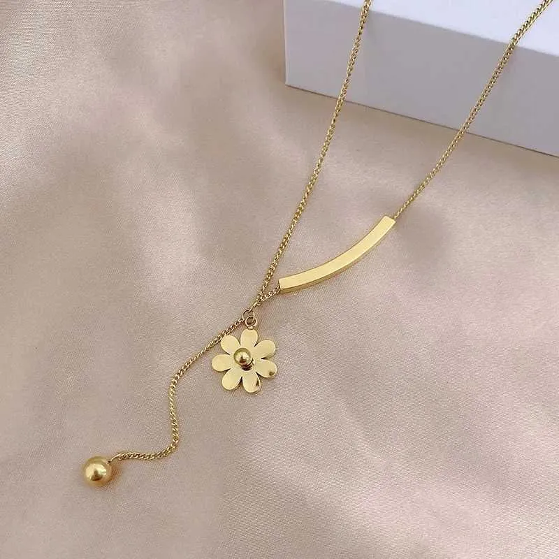 Colares com Pingente Moda Bonito Palhaço Crisântemo Colar Clássico Personalidade Borla Aço Inoxidável Versátil_voghion.com