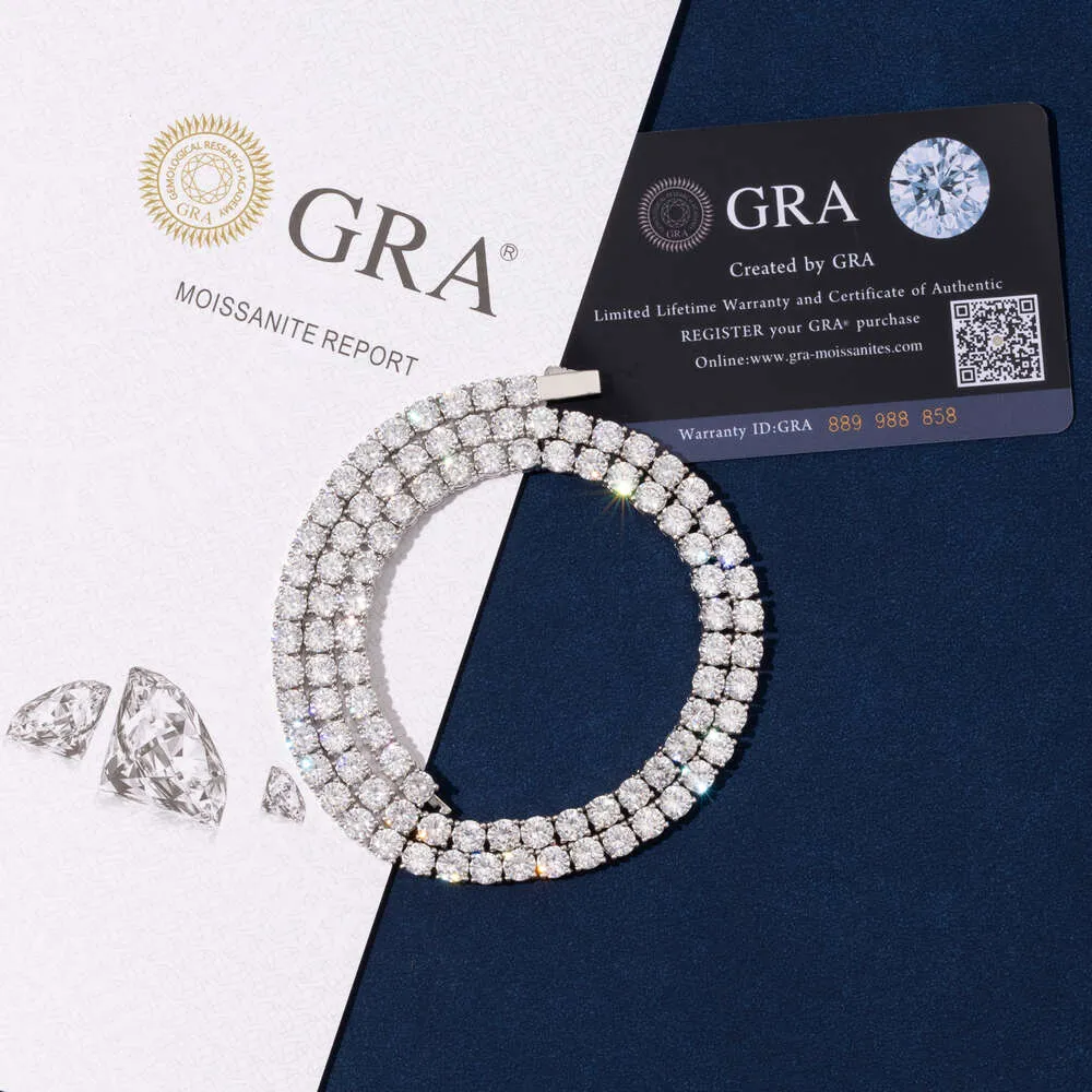 Pulsera con cierre de resorte y cadena de tenis con diamantes de laboratorio de 3 mm y 4 mm de moissanita VVS helada_voghion.com